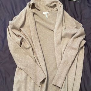 Super soft leith cardigan from Nordstrom’s, only worn once!